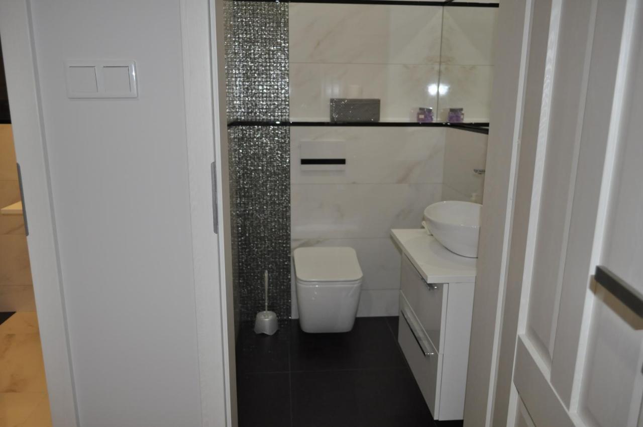 Apartament W Centrum เจโลนากูรา ภายนอก รูปภาพ